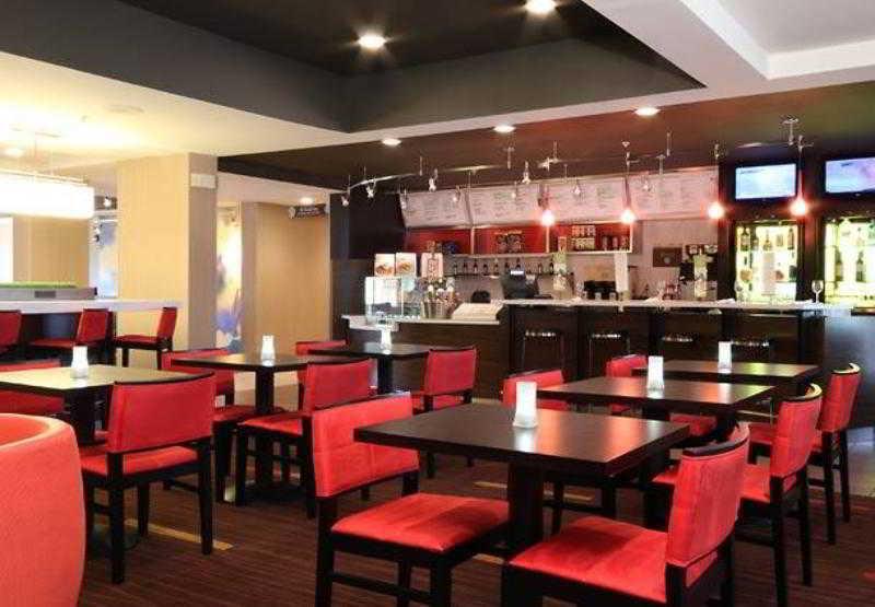 Courtyard By Marriott Topeka Restaurant billede