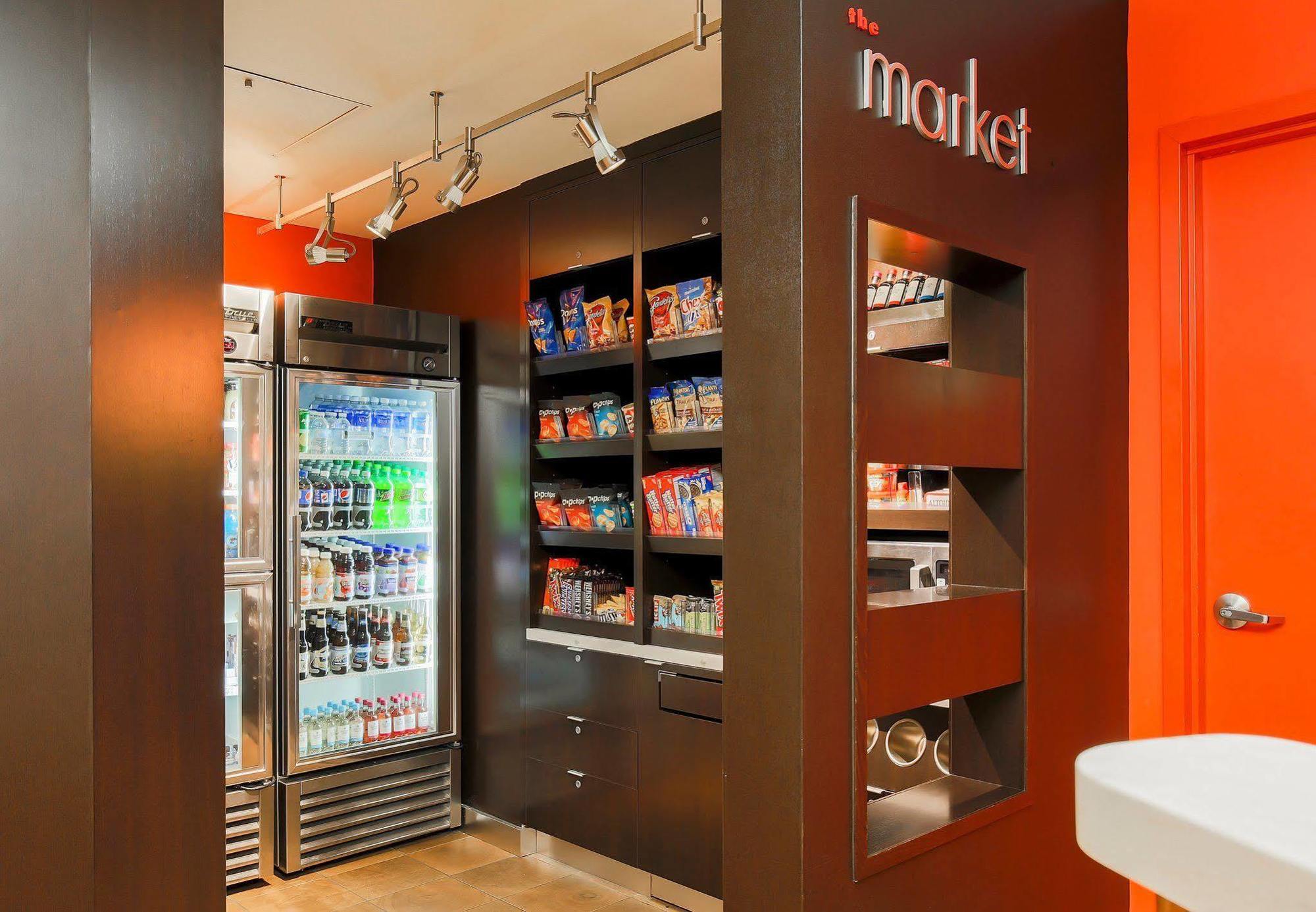 Courtyard By Marriott Topeka Eksteriør billede